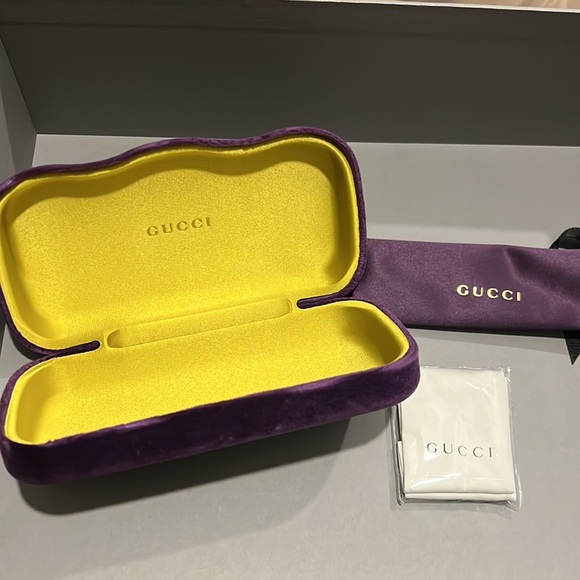 Gucci sunglasses case NWT purple - Picture 2 of 2